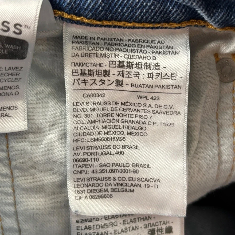 Levis noted rise measurements